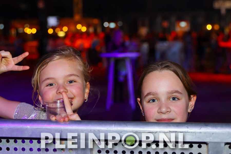 Publiek    Bezoekers (41)